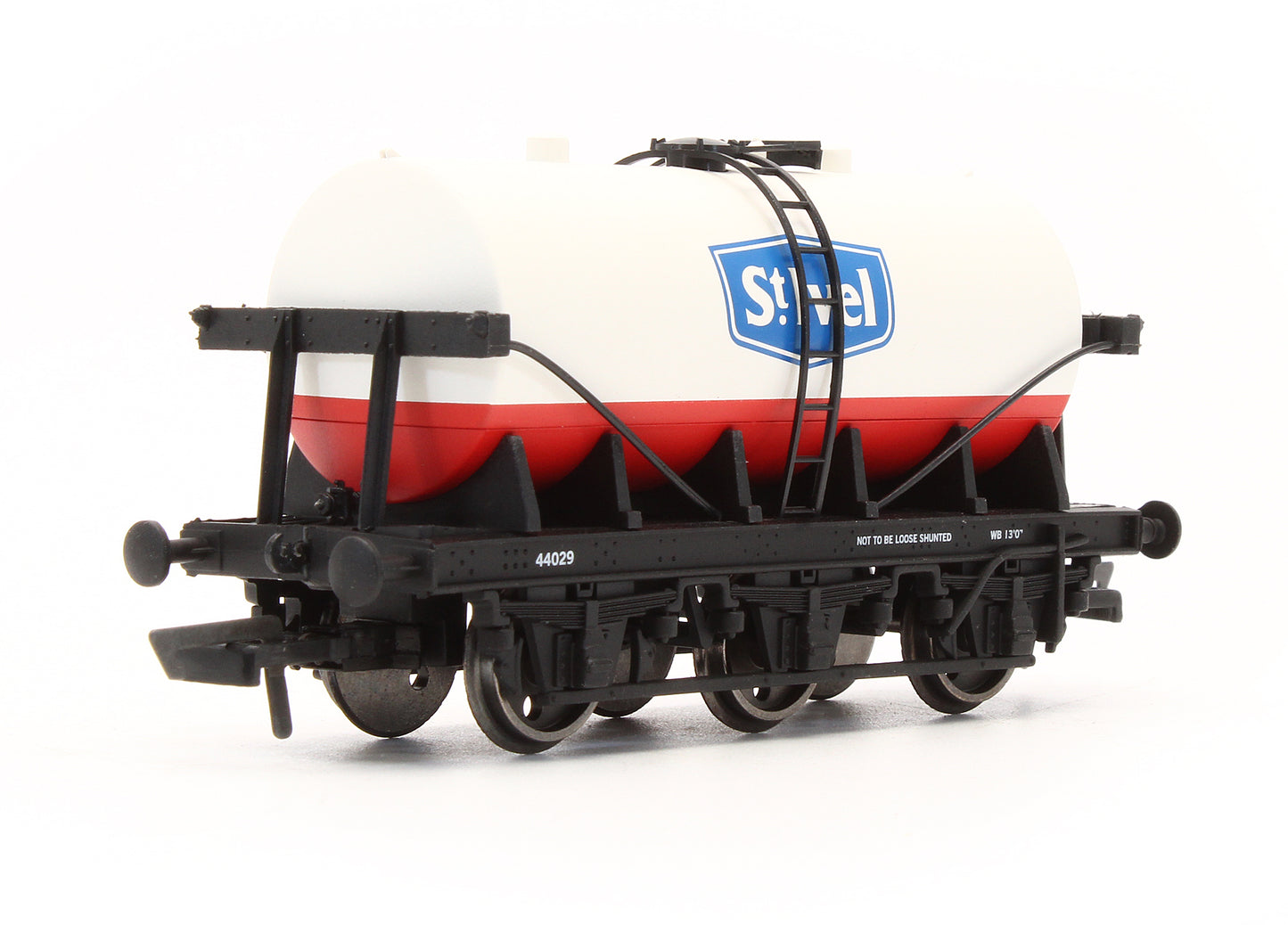 Pre-Owned R6978 6 Wheel Milk Tank Wagon 'St. Ivel' No.44029