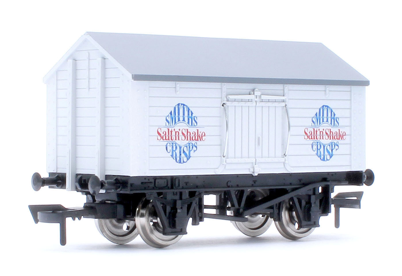 4F-018-110 Salt Van Smiths Salt & Shake Crisps
