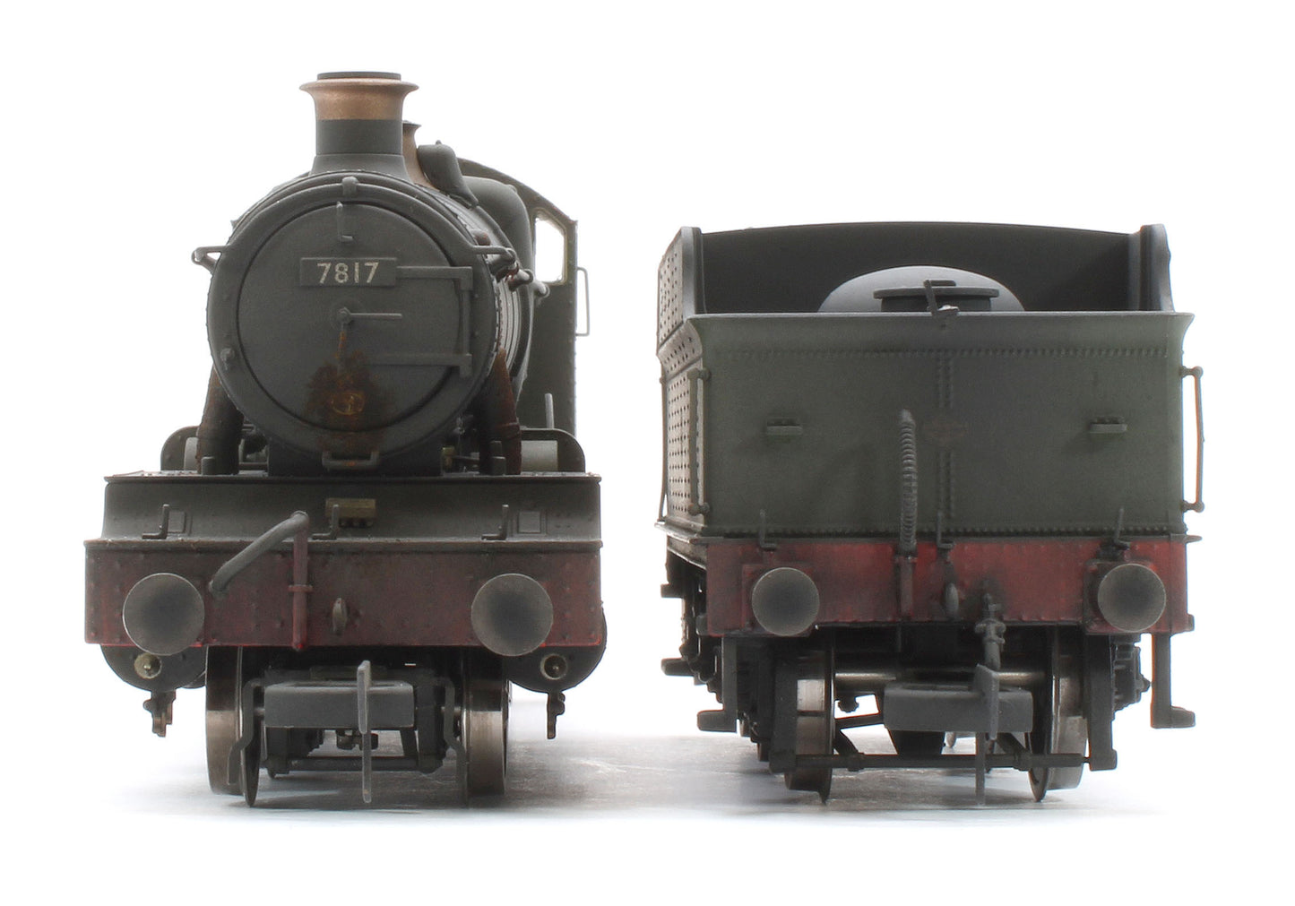 4S-001-013W Garsington Manor BR Lined Green Late Crest 78xx Manor Class 4-6-0 Steam Locomotive No.7817 - Heavy Weathered