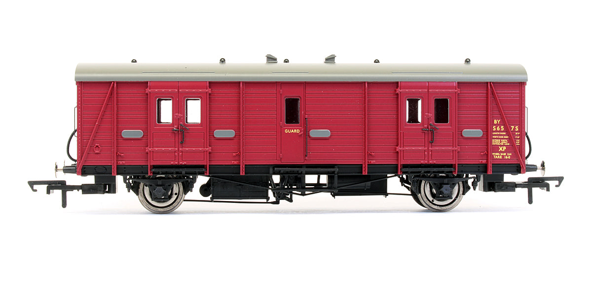 Pre-Owned BR Maunsell Passenger Brake Van C 'S 657 S'
