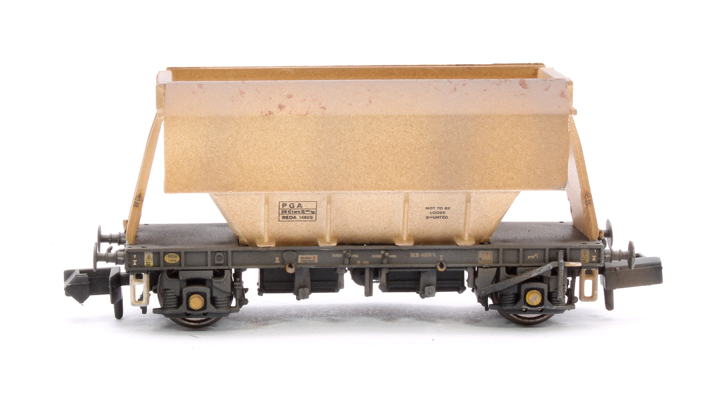 Custom Weathered Set of 3 PGA 51T Hopper Wagons (Plain White)