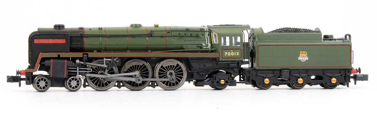 Pre-Owned Britannia Class BR Early Crest 'Oliver Cromwell' 70013 Steam Locomotive - DCC Fitted