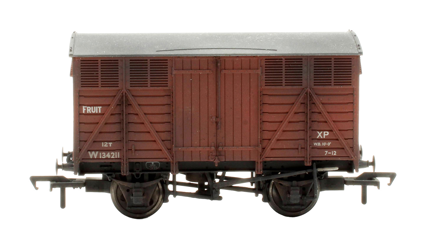 Pre-Owned 37-754B 12T Ventilated Fruit Van BR (WR) Bauxite 'W134211' - Custom Weathered