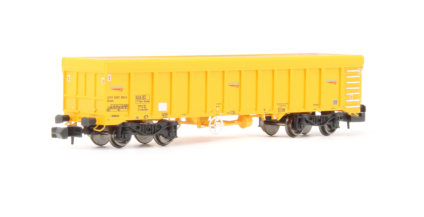 Pre-Owned IOA Ballast Wagon Network Rai Yellow '3170 5992 065-6'