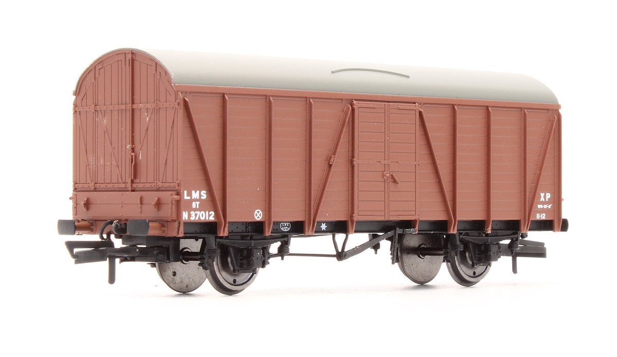 Pre-Owned R6640 LMS 4 wheel CCT Van '37012'