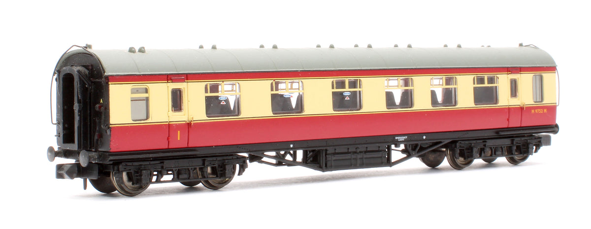 Pre-Owned BR Crimson & Cream 1st/3rd Stanier Vestibule Coach No.M9752M