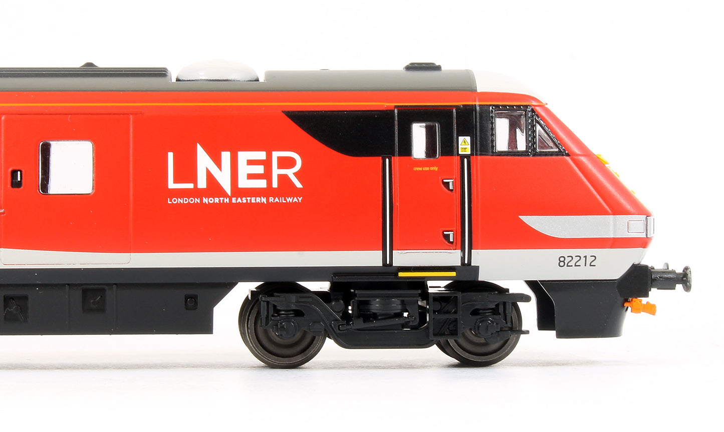 Pre-Owned R40158 LNER MK4 DVT No.82212 (With Working Lights)