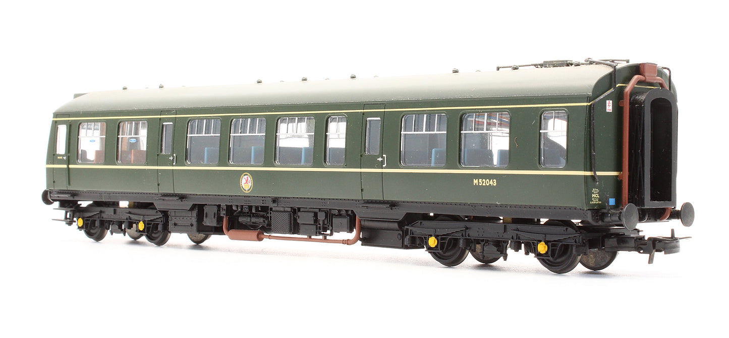Pre-Owned 32-900A Class 108 Two Car DMU BR Green With Speed Whiskers - DCC Fitted