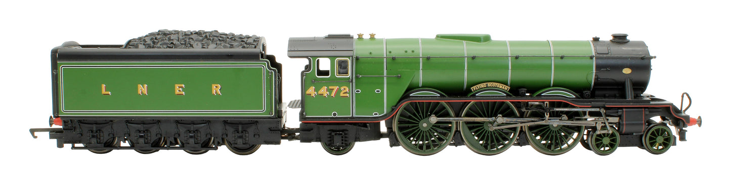 Pre-Owned R2261 LNER 4-6-2 Class A3 4472 'Flying Scotsman' Steam Locomotive