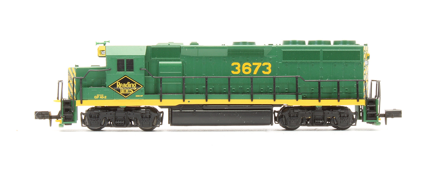 Pre-Owned GP40-2 Diesel Locomotive Reading - Road #3673