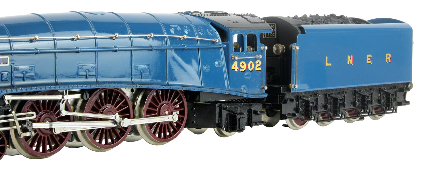 Pre-Owned E4 LNER Blue Class A4 4-6-2 'Seagull' 4902 Steam Locomotive