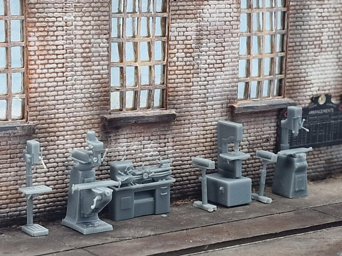 99009-043 O Gauge Workshop Details - Machine Shop Bundle