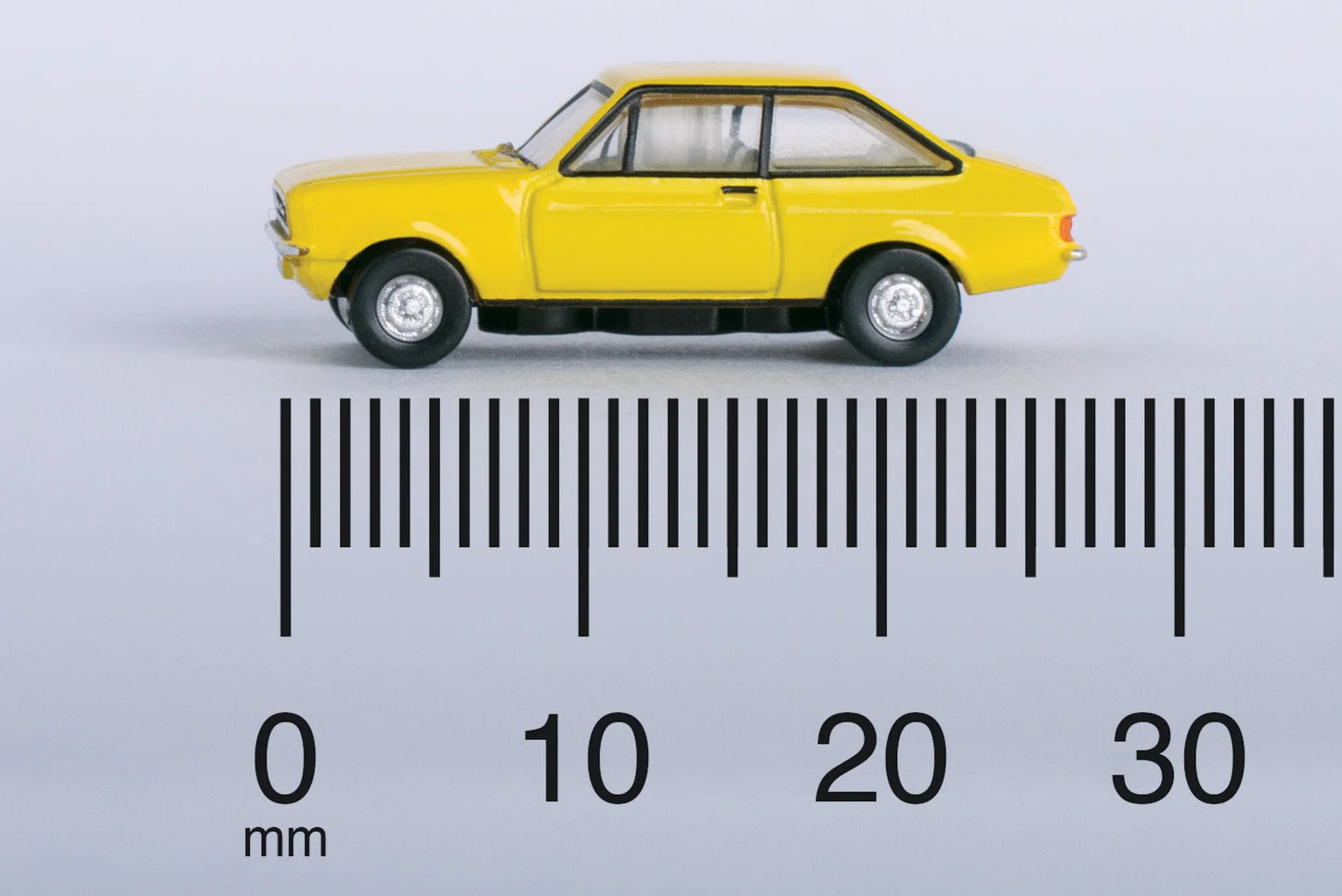 Ford Escort Mk2 Signal Yellow