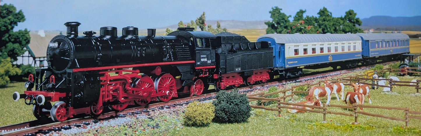 Orient Express Revell Classics Model Kit