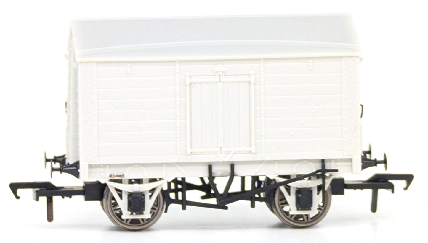 RCH 1907 Private Owner Salt Van - Saxa Salt No.218