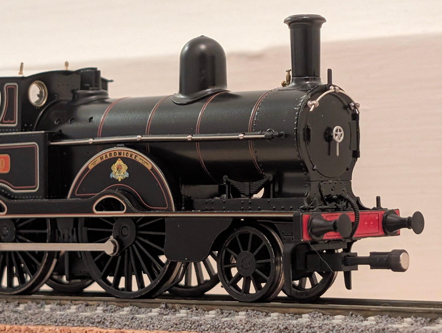 RRM179 OO Gauge Magnetic Couplings - 12mm Drawbar (14 Pack)