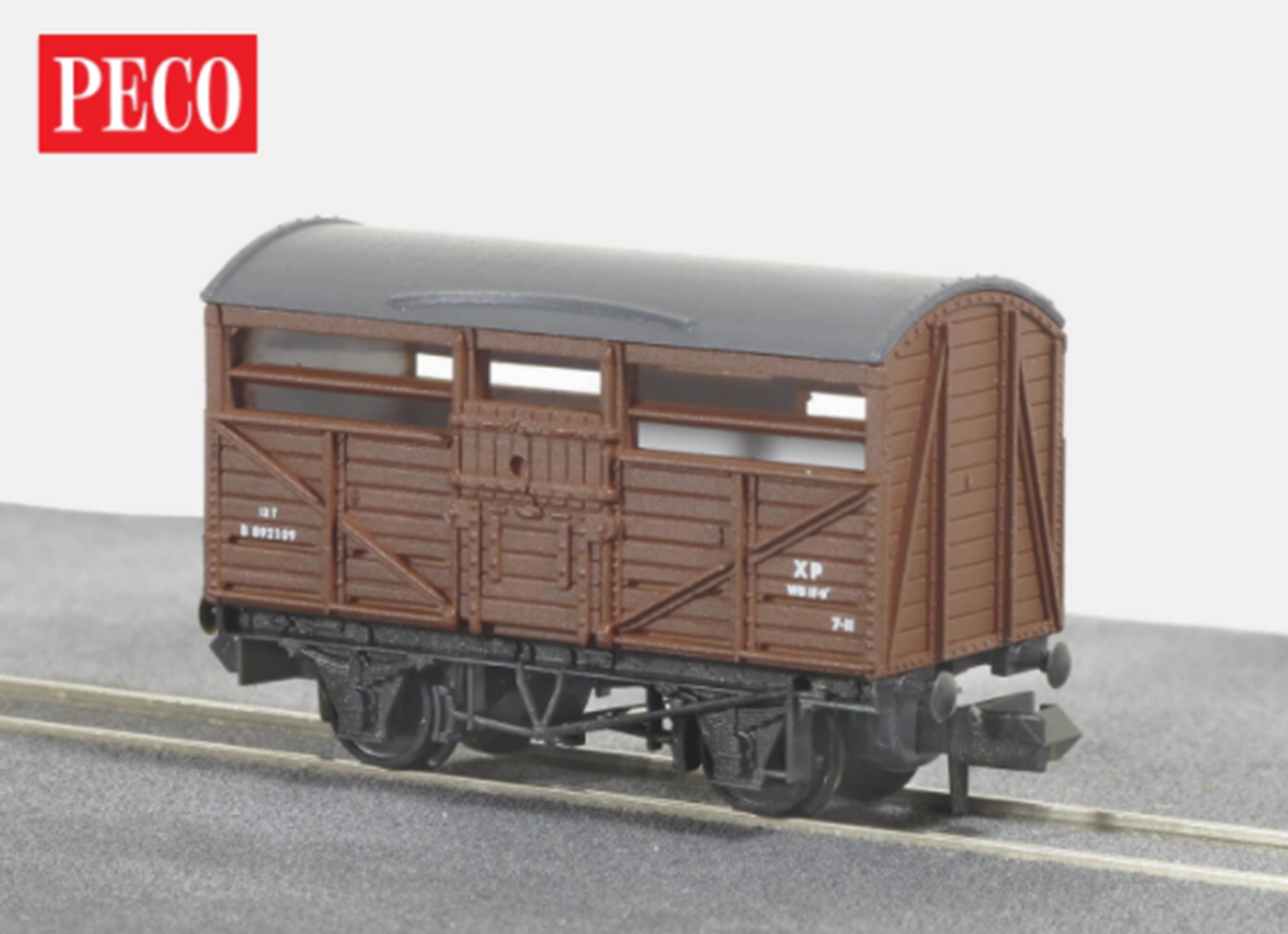 Pre-Owned BR Brown Cattle Truck B892109