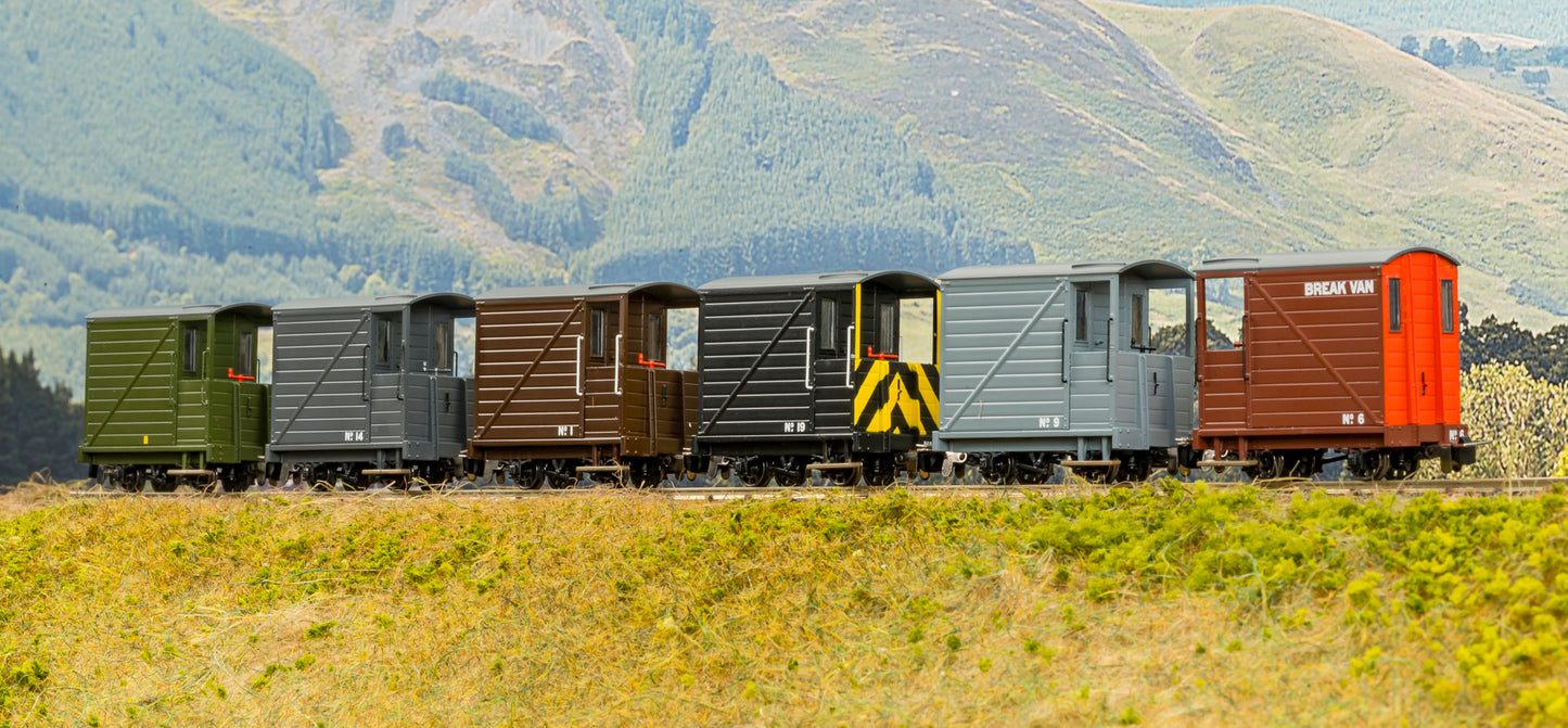 990802 Single Veranda Brake Van - Brown with Red Ends No.6