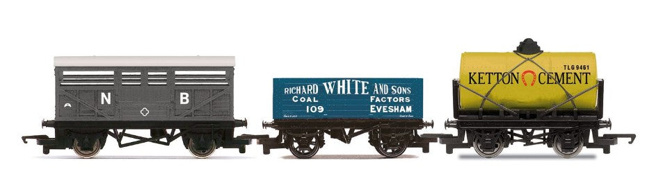 Pre-Owned R60135 RailRoad Triple Wagon Pack Various