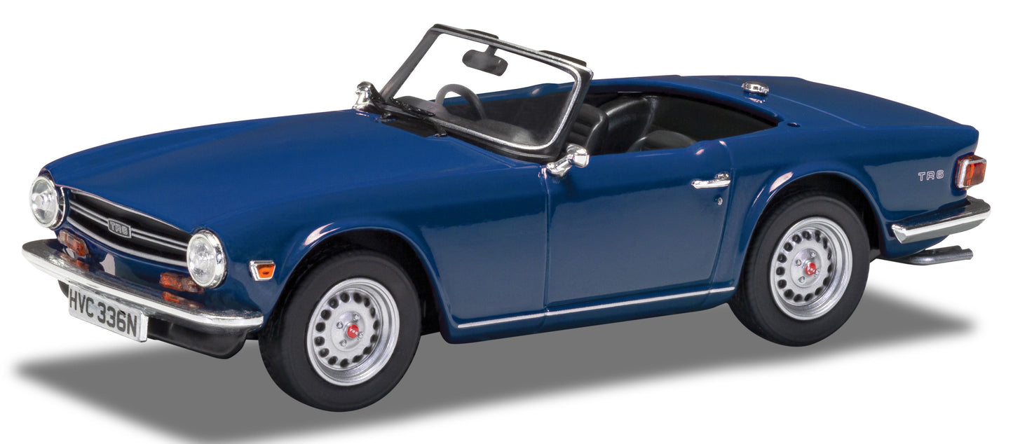 VA14703 Triumph TR6, French Blue