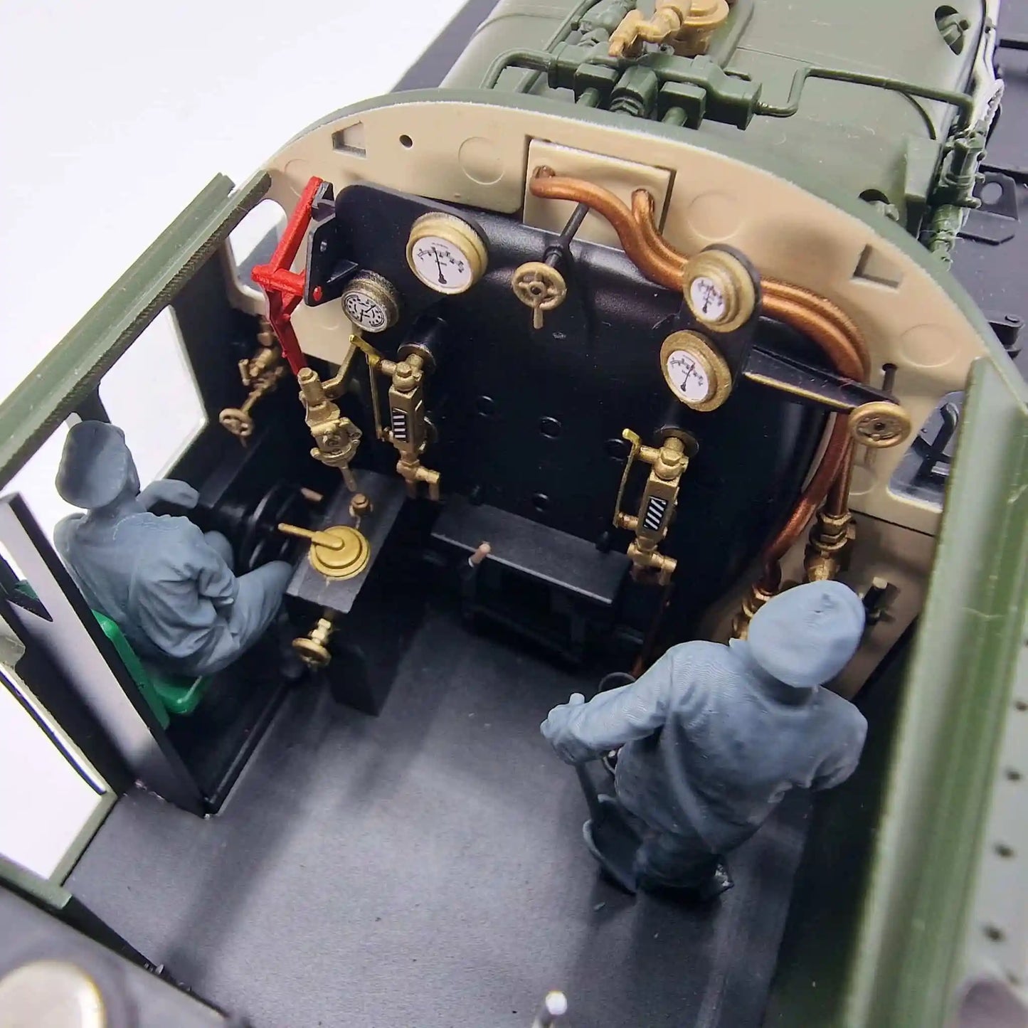 O Gauge Loco Specific Crew - Lionheart BR Standard 3MT Crew