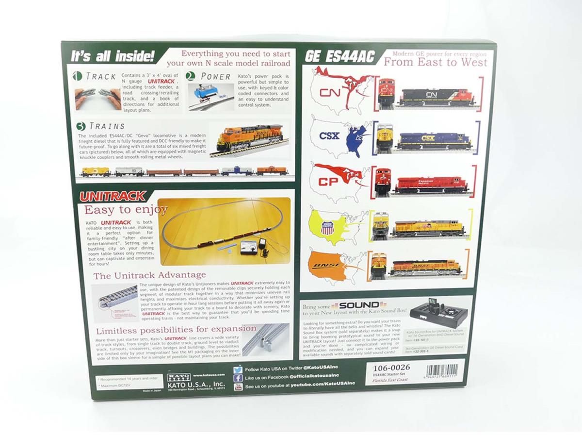 106-0026 Florida East Coast GE ES44C4 Diesel Freight Train Set