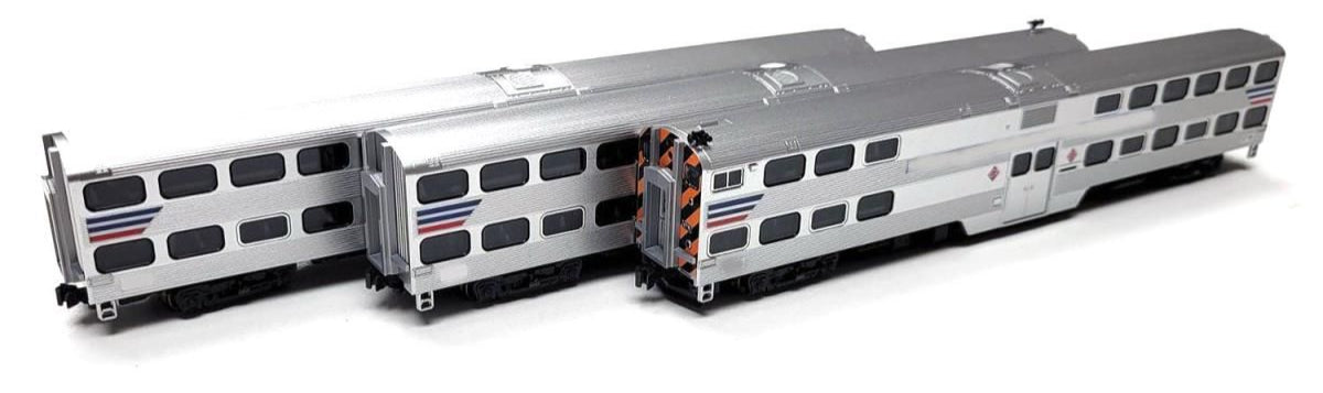 Chicago Metra F40PH Commuter Train Set