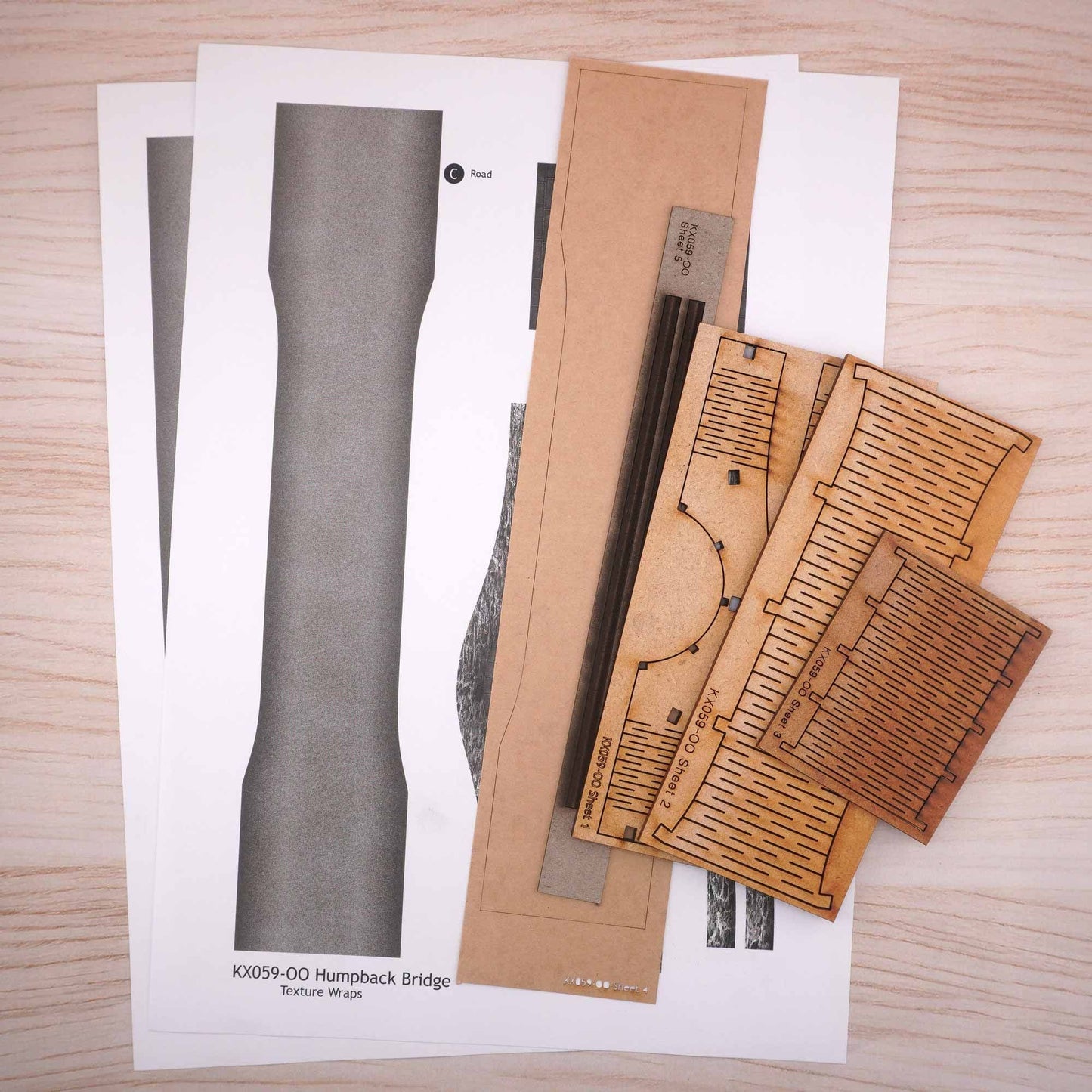 KX059 OO/HO Humpback Bridge Model Kit