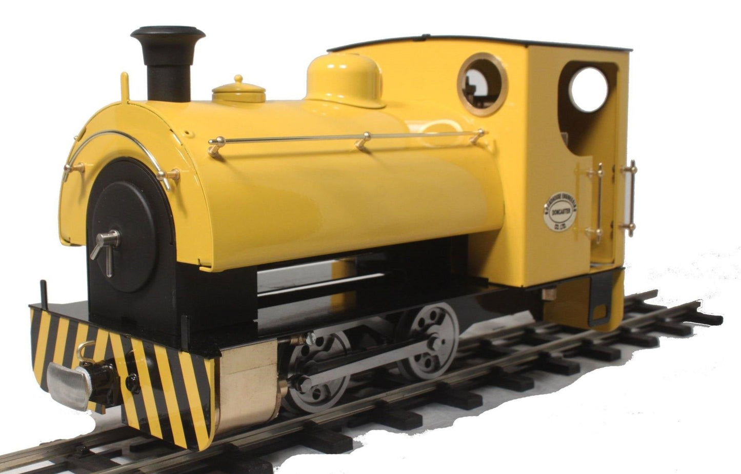0-4-0 Saddle Tank 'Peggie' Yellow (Manual) Steam Locomotive