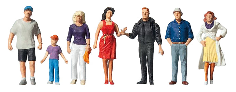 Passers By (7) Exclusive Figure Set