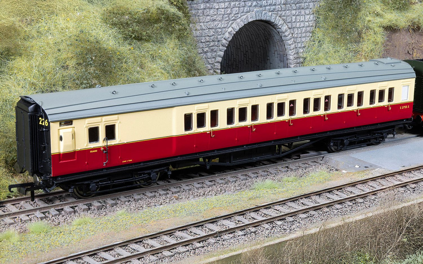 BR Maunsell Brake Third class S3752 Set 222