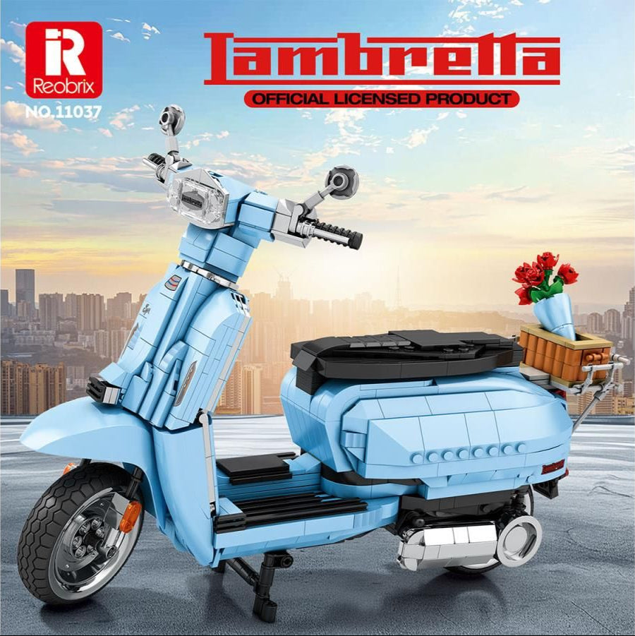 Lambretta Scooter Sky Blue 1169pc Construction Set