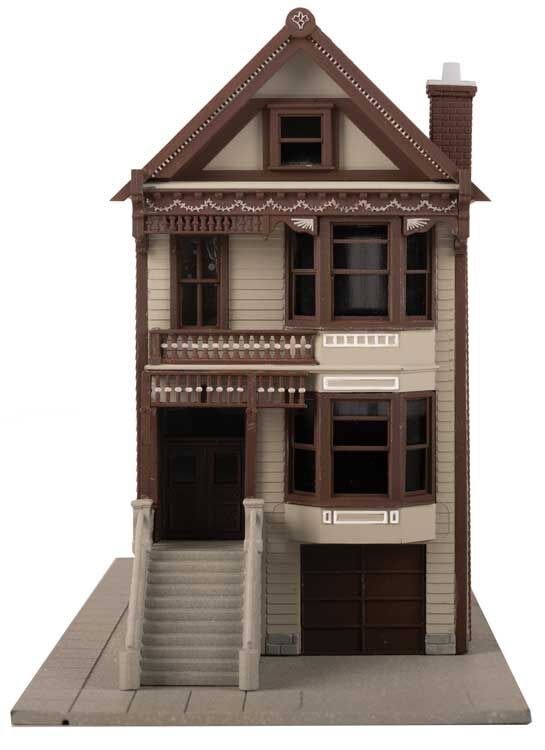 Steiner Victorian House Model Kit