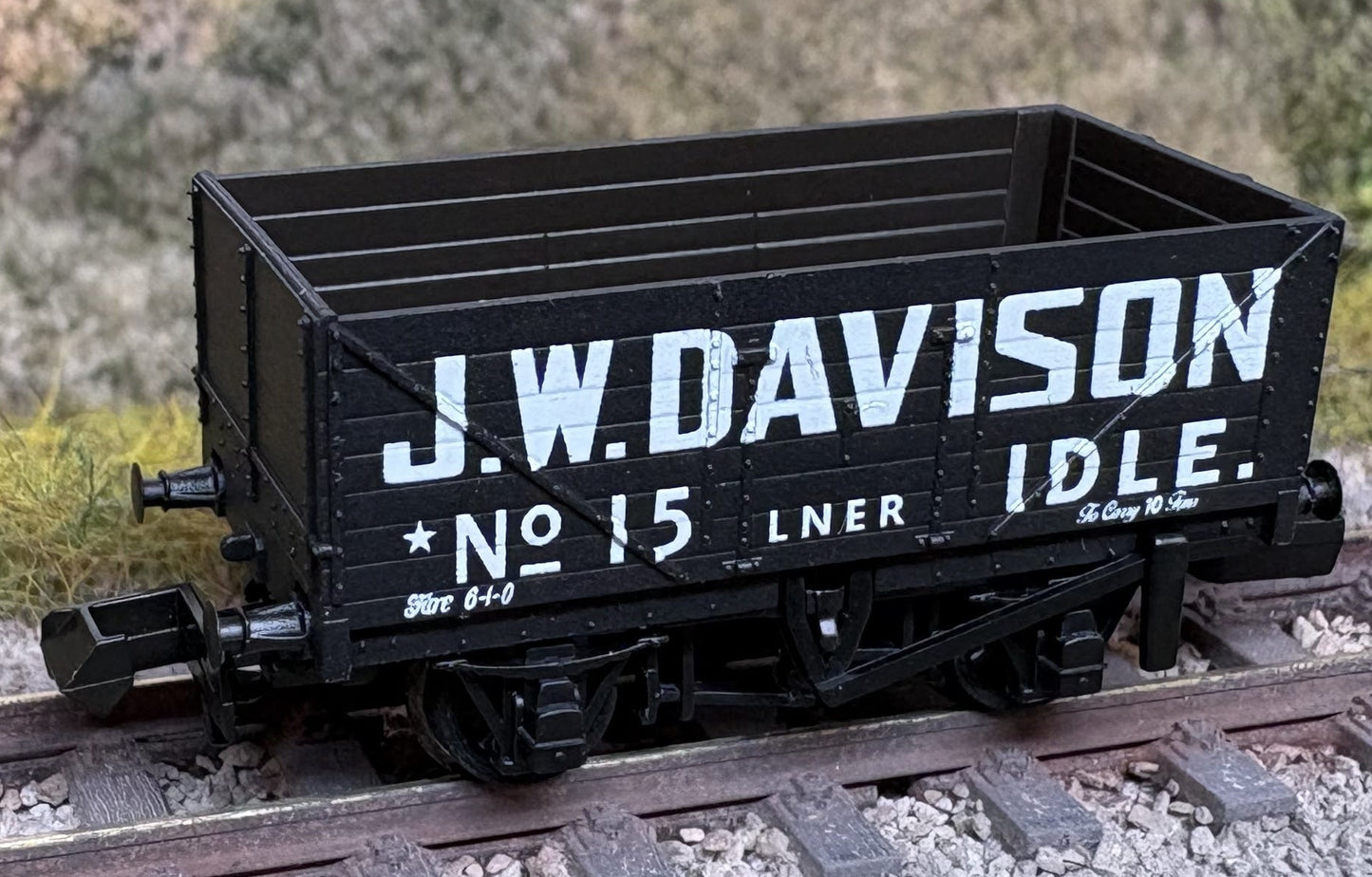 NR7021P R/Stk RTR N 7 plank Open Wagon, JW Davison