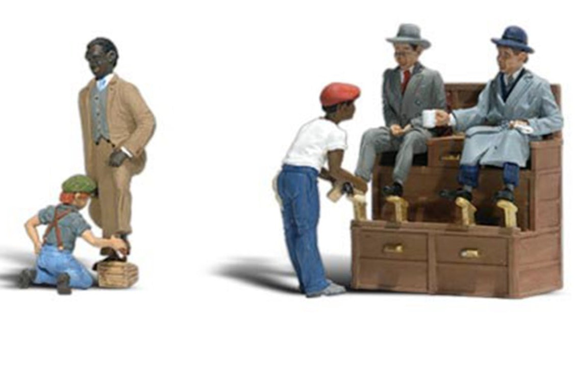 Scenic Accents - Shoe Shiners - HO Scale
