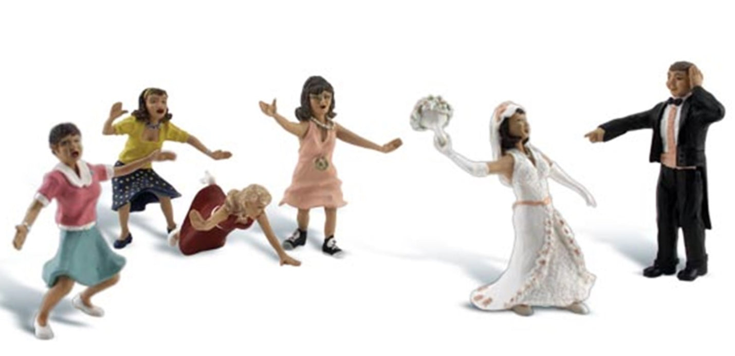 Scenic Accents - Wedding Bouquet Toss - HO Scale