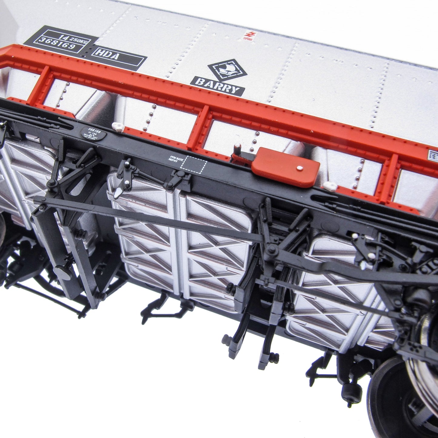 Pre-Owned ACC2571HDA-RR2 Set of 3 HDA MGR Hopper Wagons - Railfreight Red - Pack 2