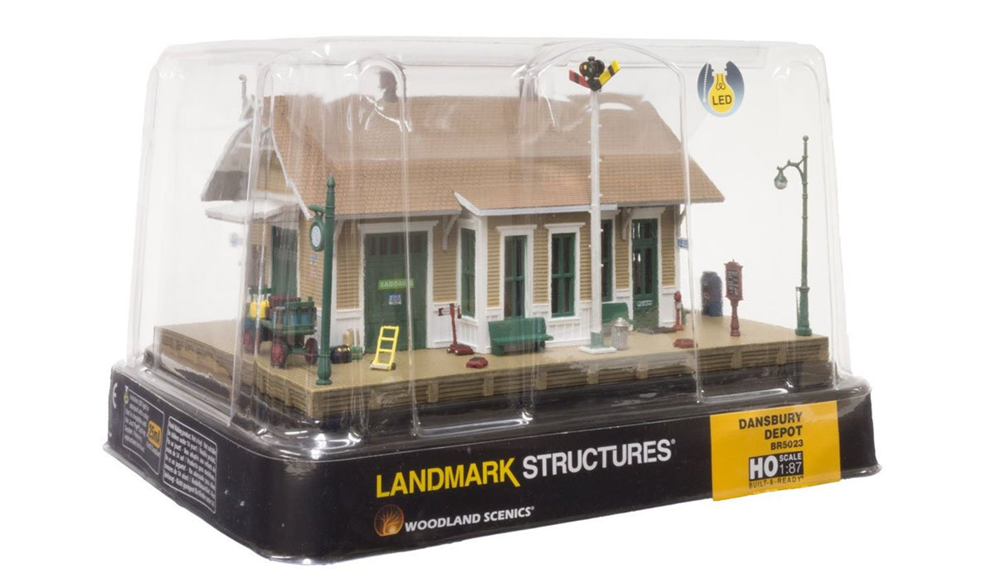 BR5023 Woodland Scenics - HO Scale Buildings - Dansbury Depot