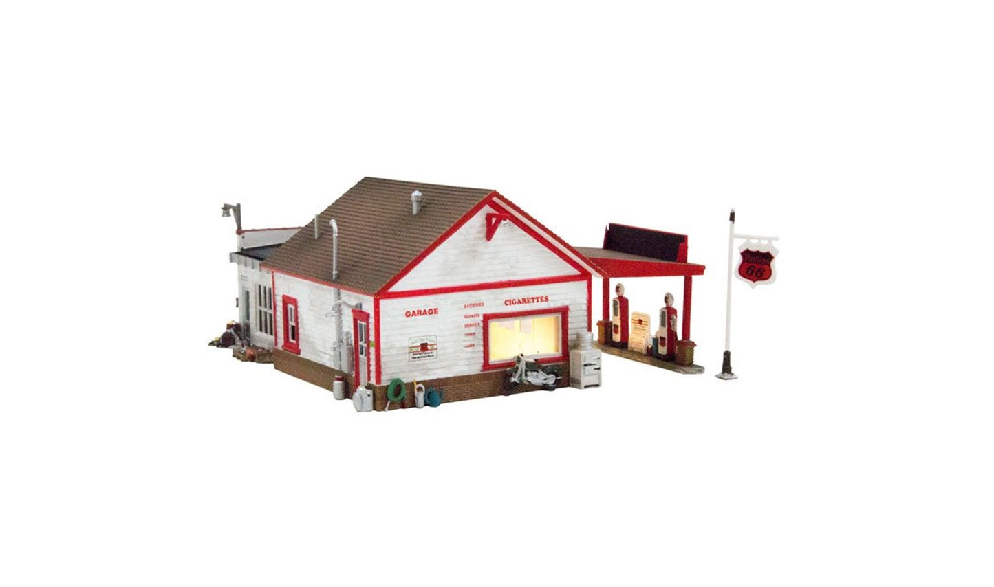BR5025 Fill 'Er Up & Fix 'Er - HO Scale
