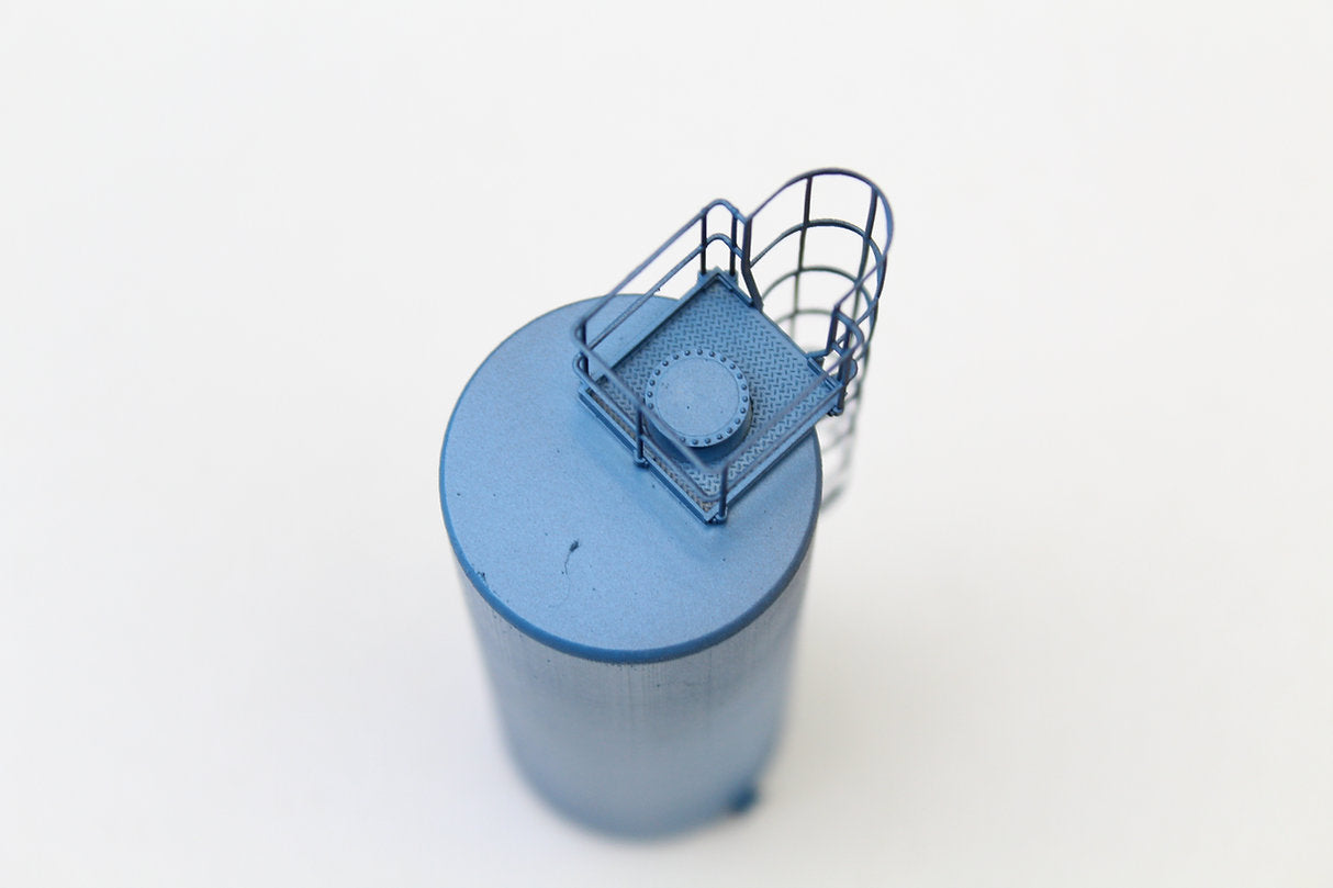 Welded Tank with ladder 80mm - Blue