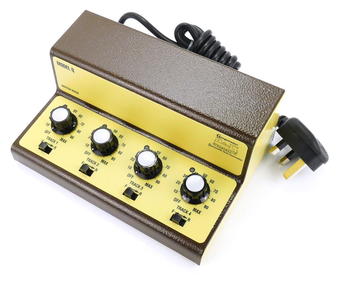 Gaugemaster Q Four Track Cased Controller – Rails