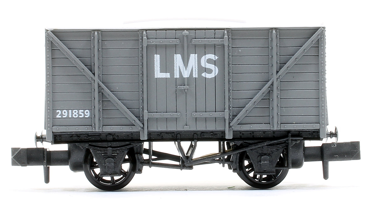 Pre-Owned Standard Type Box Van, LMS light grey No.291859
