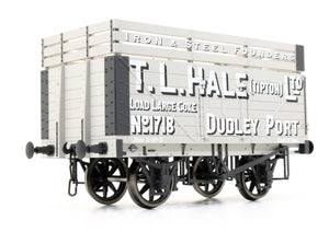 7 Plank Coke Wagon T.L.Hale Ltd No.1718 (Three Coke Rails)