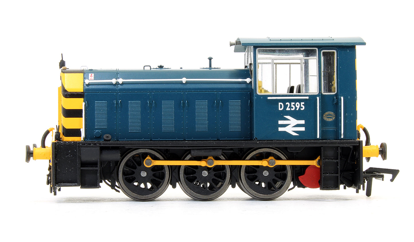 Pre-Owned 2522 Class 05 D2595 BR Blue With Wasp Stripes Diesel Shunter Locomotive