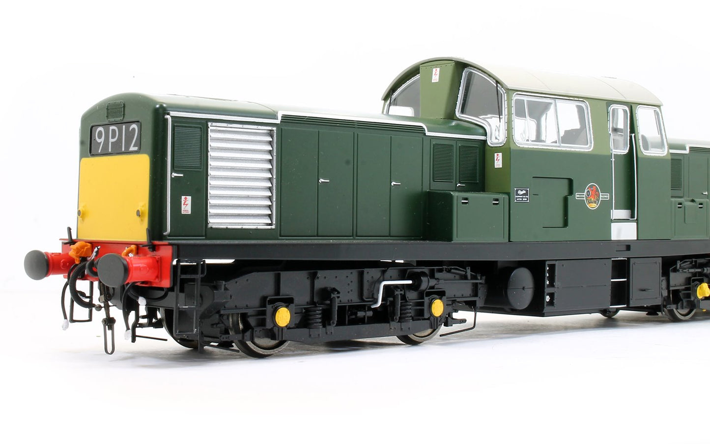 Class 17 Clayton BR green unnumbered (small yellow panel) Diesel Locomotive