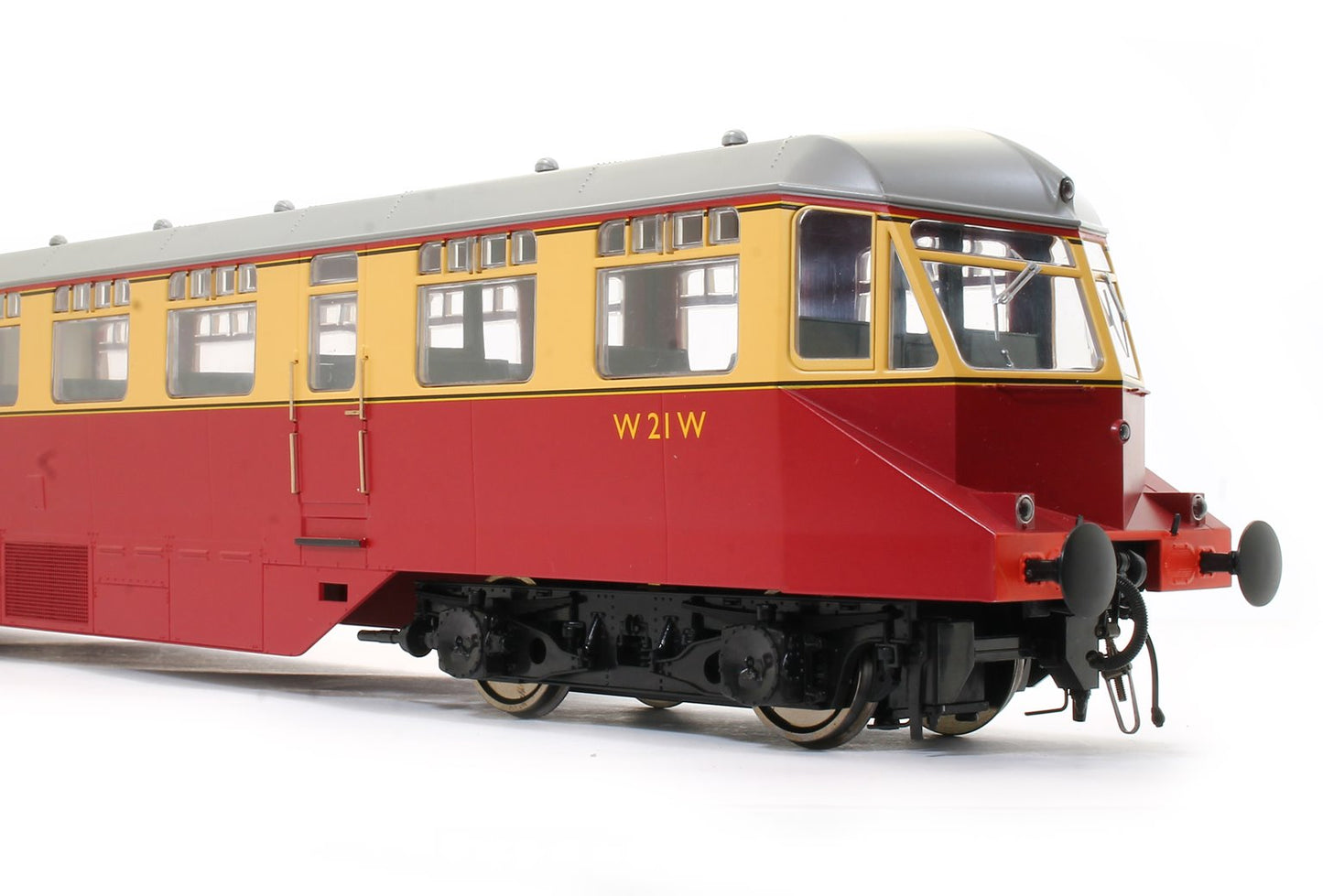 GWR AEC ‘Razor Edge Railcar BR crimson/cream (Dark Grey Roof) No.W21W Diesel Locomotive