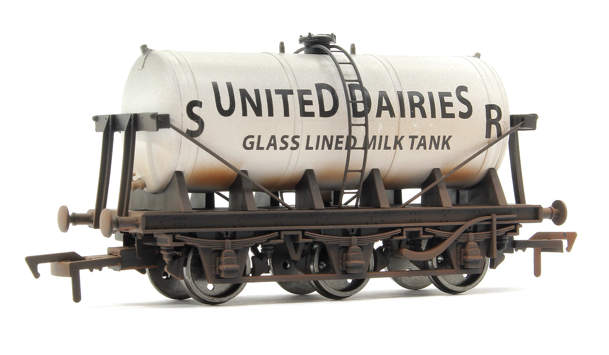Pre-Owned 4F-031-002 SR United Dairy 6 Wheel Milk Tanker - Weathered