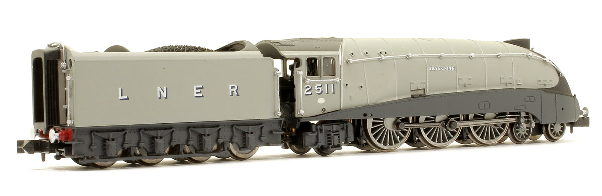 Dapol 2S-008-013 'Silver King' LNER Silver Grey Class A4 Valanced 