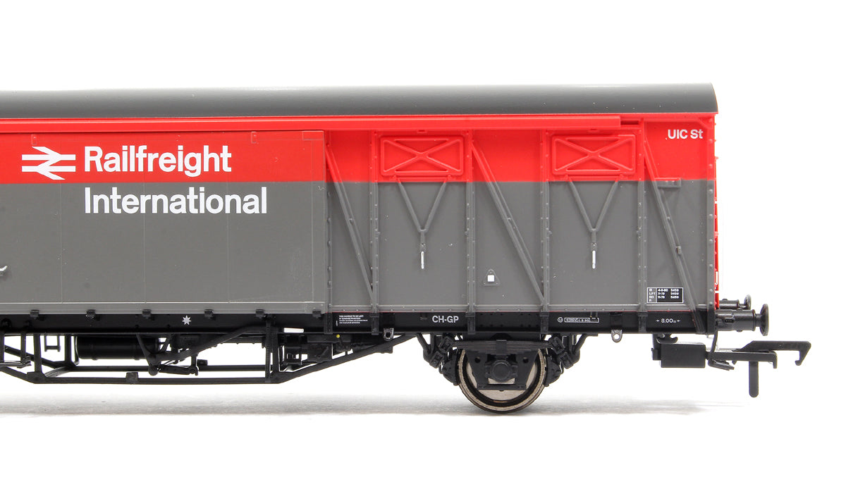 VIX Ferry Van, VIX No. 21 70 2380 249-9, Railfreight International red/grey