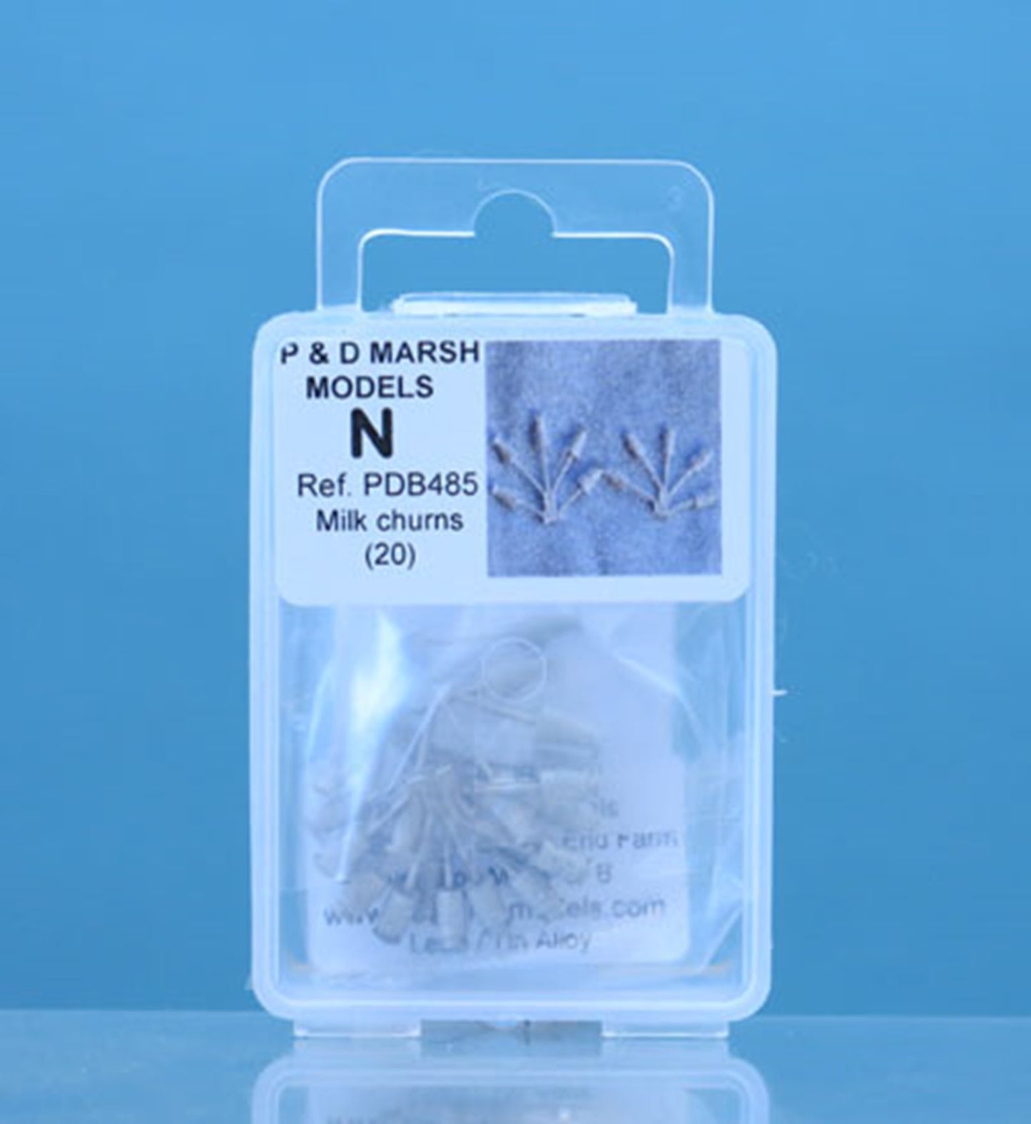 N Gauge Milk Churns - Unpainted